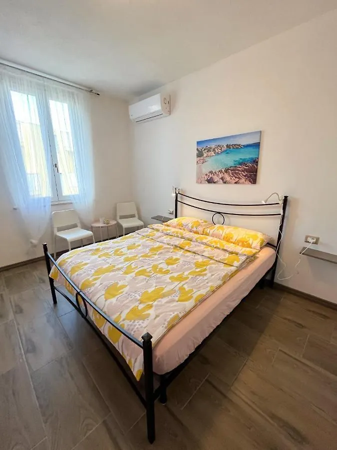 Rum i privatbostad Casa Yvona Lägenhet Alghero Italien
